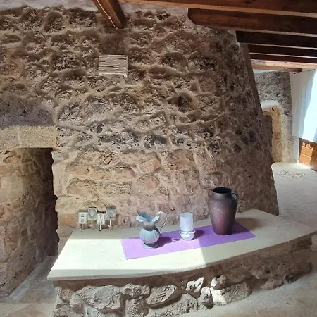 Magia Salentina! Tipico Trullo Con Giardino Hébergement de vacances Torre Suda